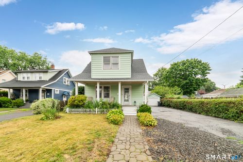 662 Milford Point Rd, Milford, CT, 06460-5142 | Card Image