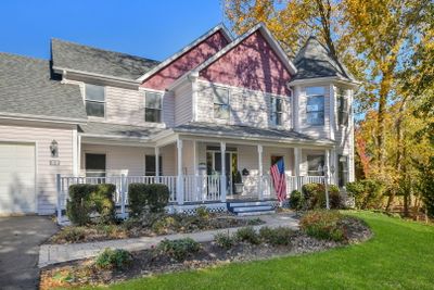 32 E Lexington Circle, House other with 5 bedrooms, 4 bathrooms and 6 parking in Yorkville IL | Image 2