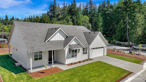 2600 42nd St, Bellingham, WA, 98229-3437 | Card Image