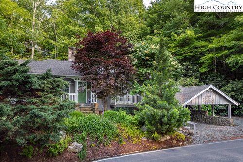 119 White Pine Rd S, Blowing Rock, NC, 28605-6369 | Card Image