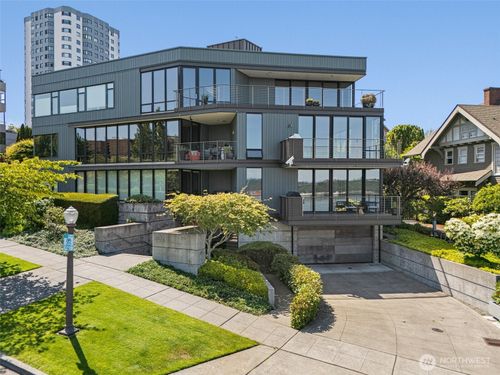 apt-302-302 N Stadium Way, Tacoma, WA, 98403-3231 | Card Image