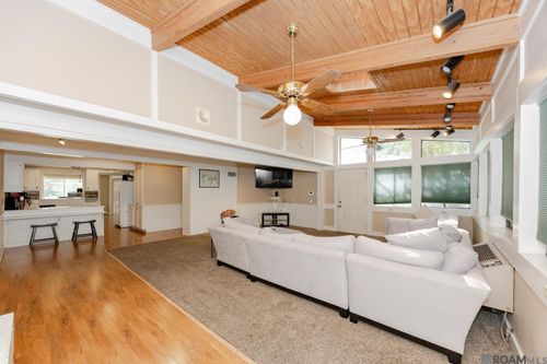 5310 Heatherstone Dr, Baton Rouge, LA, 70820-4607 | Card Image