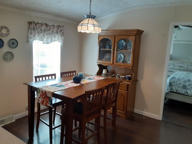 58 Mobile Dr, House other with 3 bedrooms, 2 bathrooms and null parking in Hudson NH | Image 4