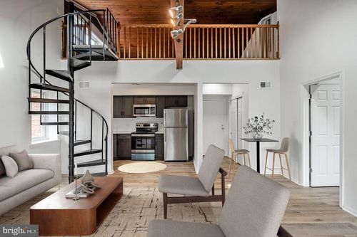 apt-302-430 N West St, WILMINGTON, DE, 19801-2166 | Card Image