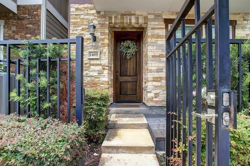 1405 Patterson St, Houston, TX, 77007-3403 | Card Image