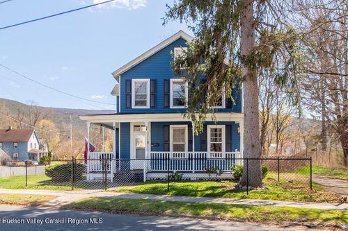 48 Market St, Ellenville, NY, 12428-2130 | Card Image