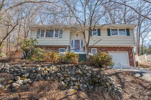 103 Cedar Rd, Ringwood, NJ, 07456-1800 | Card Image
