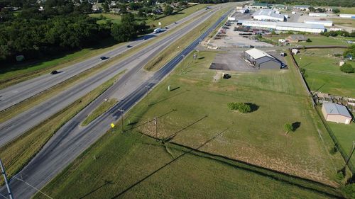 3111 W Interstate 20, Weatherford, TX, 76087-4221 | Card Image