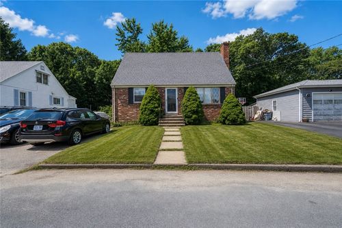 24 Alden St, Johnston, RI, 02919-5032 | Card Image