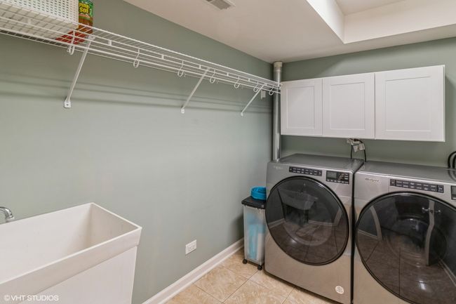 425 Town Center Blvd, Townhouse with 3 bedrooms, 3 bathrooms and 2 parking in Gilberts IL | Image 17