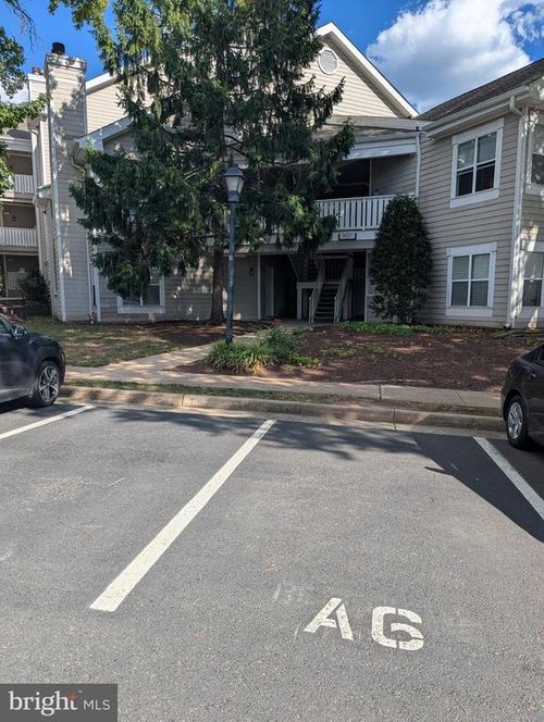 apt-101-6011 Rosebud Ln, CENTREVILLE, VA, 20121-5182 | Card Image