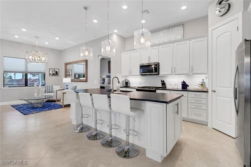 7289 Birchmore St, NAPLES, FL, 34109-1987 | Card Image