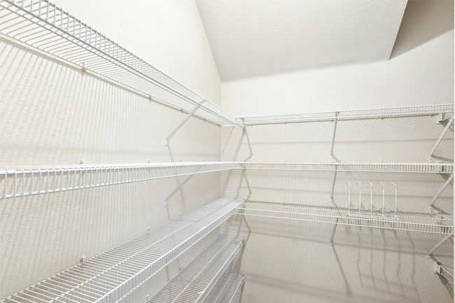 Walk in pantry | Image 22