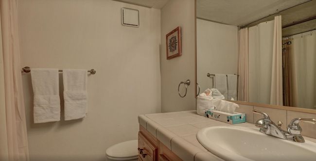 Bath 2 | Image 14