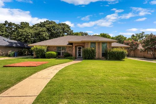 42 Indian Trl, Hickory Creek, TX, 75065-2920 | Card Image