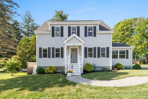45 Highland St, Southborough, MA, 01772-1915 | Card Image