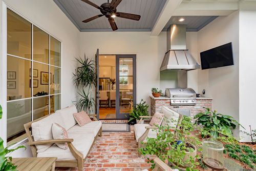 2113 Deaux Parc Dr, Baton Rouge, LA, 70808-4063 | Card Image