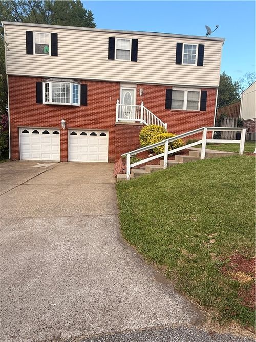 247 Darlan Hill Dr, Pittsburgh, PA, 15239-1941 | Card Image