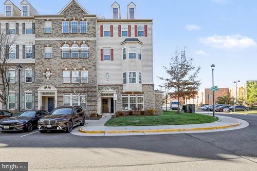 6900 Kona Dr, GAINESVILLE, VA, 20155-3321 | Card Image