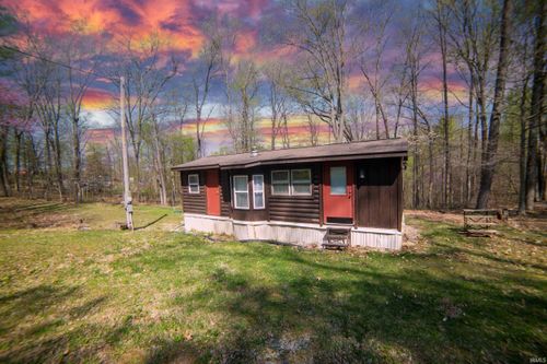 1423 N Lawrence Hollow Dr, Bloomfield, IN, 47424-5976 | Card Image