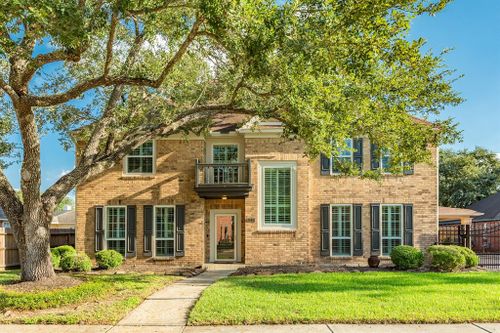 2119 Country Club Dr, Pearland, TX, 77581-5107 | Card Image