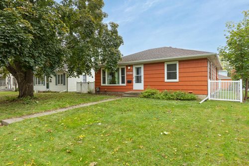 7232 Harriet Ave, Richfield, MN, 55423-3048 | Card Image