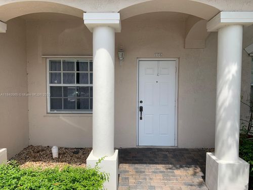 apt-106-5630 Nw 114th Path, Doral, FL, 33178-4176 | Card Image