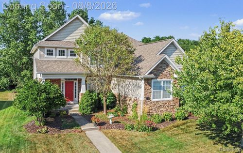 4141 Oak St, Grand Blanc, MI, 48439-3447 | Card Image