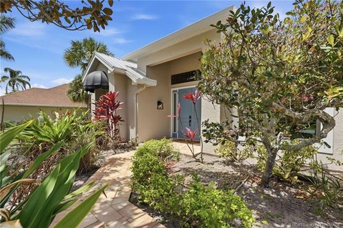 1102 Strathmore Dr, Port Saint Lucie, FL, 34952-5921 | Card Image