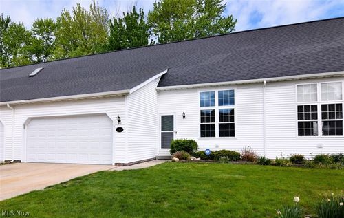 22-2529 Clearwater Ln, Painesville, OH, 44077-9020 | Card Image