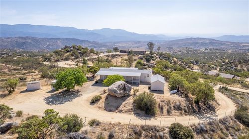 44700 Gold Creek Ln, Aguanga, CA, 92536 | Card Image