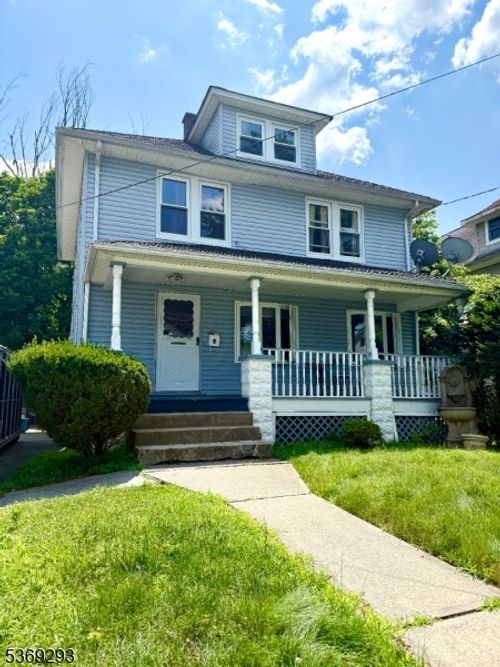 96 Montclair Ave, Little Falls, NJ, 07424-1320 | Card Image
