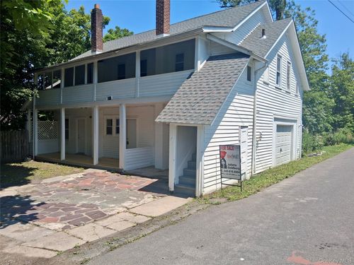 215 Maple Ave, Kerhonkson, NY, 12446-3637 | Card Image
