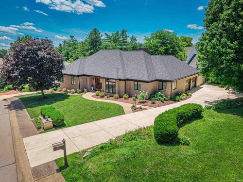 801 Cobblestone Dr, Evansville, IN, 47715-4288 | Card Image