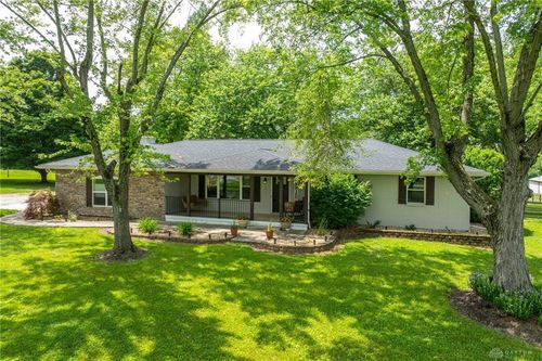 6189 Lesourdsville West Chester Rd, Liberty Twp, OH, 45011-9738 | Card Image