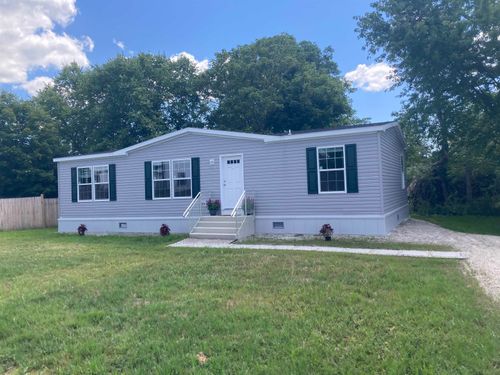 40 School St, Canaan, NH, 03741-7653 | Card Image