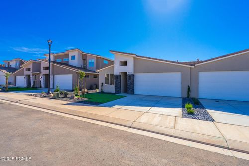 3001 N 570, Hurricane, UT, 84737 | Card Image