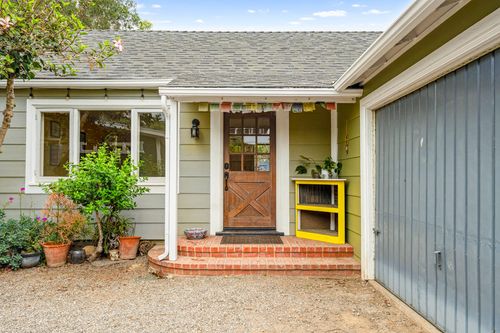 1161 High Rd, Montecito, CA, 93108-2430 | Card Image