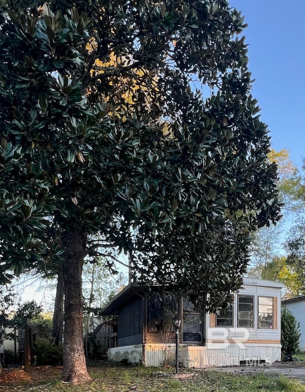 Maria Dr, Lillian, AL 36549