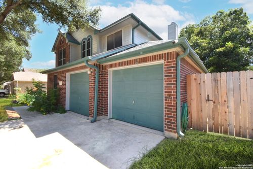 222 Tapwood Ln, Cibolo, TX, 78108-3187 | Card Image