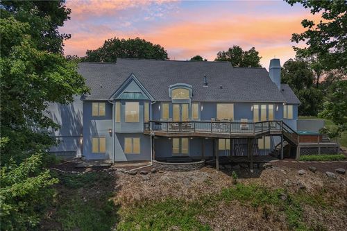 280 Sky Line Dr, Williams Twp, PA, 18042-7025 | Card Image