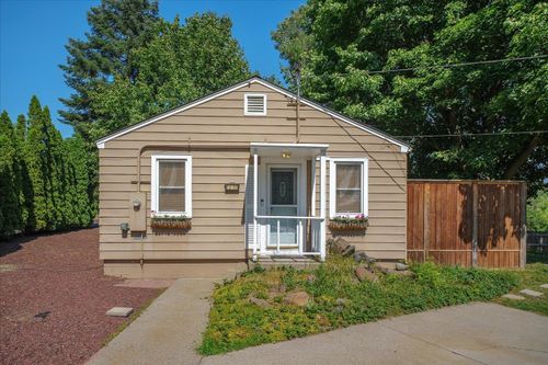 1210 S F St, Spokane, WA, 99224-2225 | Card Image
