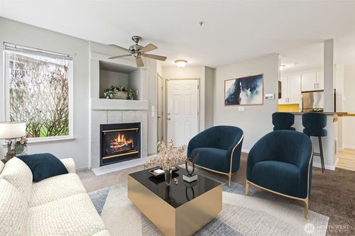 a104-11130 Se 208th St, Kent, WA, 98031-4157 | Card Image