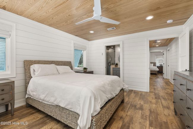 1408 Emerald Dr, House other with 3 bedrooms, 5 bathrooms and 1 parking in Emerald Isle NC | Image 27