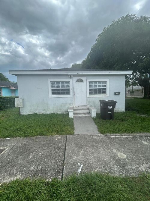 1108 State St, West Palm Beach, FL, 33407-6230 | Card Image