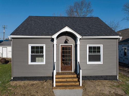 114 N Jackson St, Oakland City, IN, 47660-1522 | Card Image