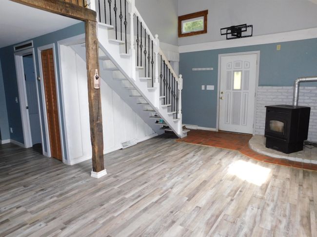 2023 North Rd, House other with 3 bedrooms, 2 bathrooms and null parking in Sunderland VT | Image 11
