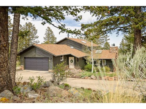 124 Deer Trail Cir, Boulder, CO, 80302-9445 | Card Image