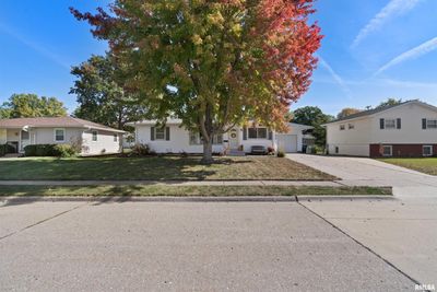 3805 N Linwood Avenue, House other with 3 bedrooms, 2 bathrooms and null parking in Davenport IA | Image 3