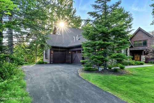 52 Waterdance Way, Sandpoint, ID, 83864-5117 | Card Image